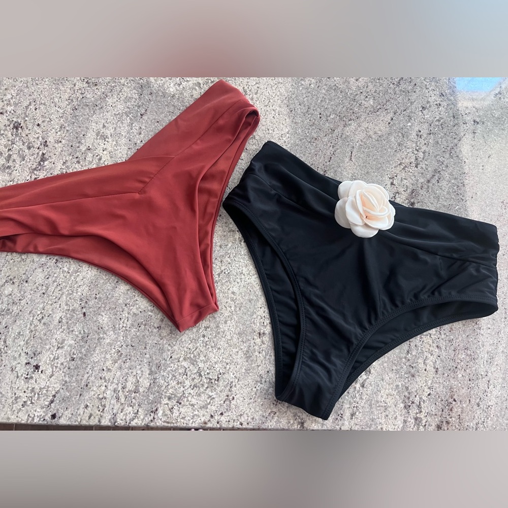 Set of 2 Bikini Bottoms